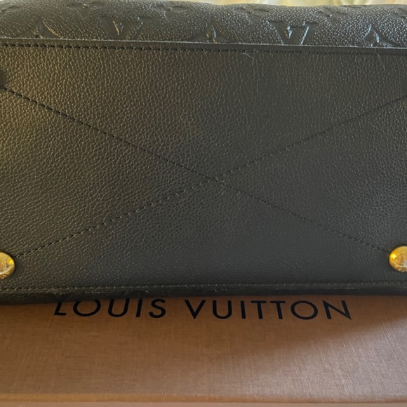 Louis Vuitton - Picture 8 of 8